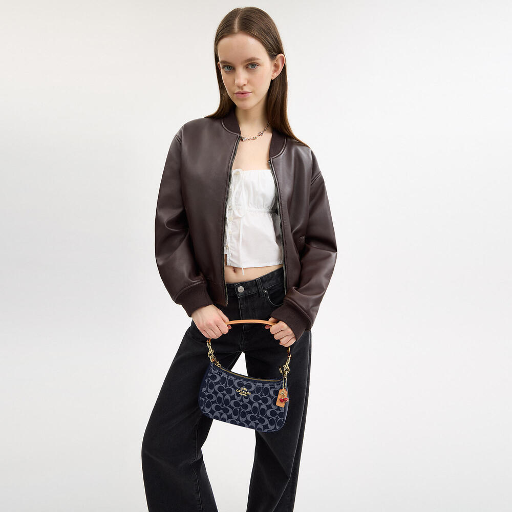 coach Teri Shoulder Bag In Signature Denim caf82 - Picture 9 of 11